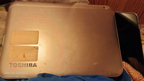 Toshiba tablet - Picture 3 of 3